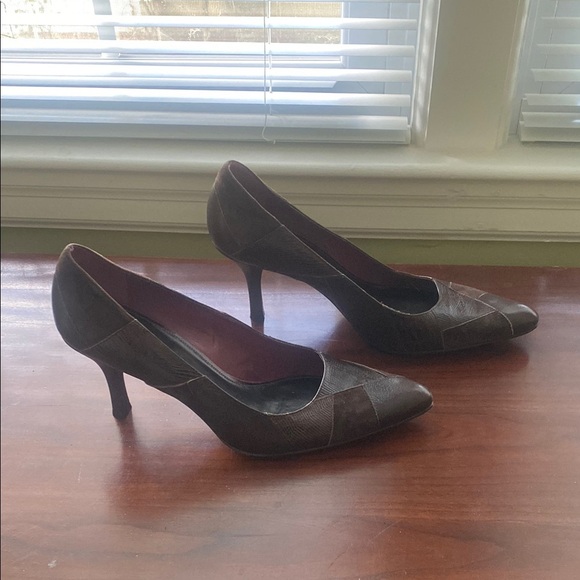 Antonio Melani Brown Leather Dress Heels - Picture 4 of 7